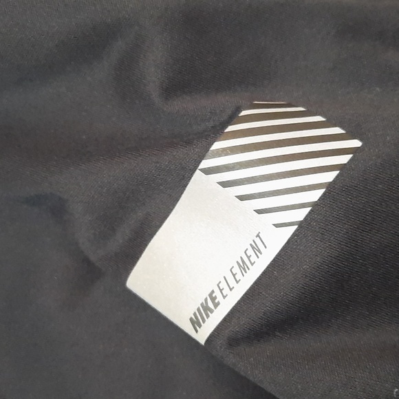 Nike Dri-Fit Element Shield Max Running Jacket - Picture 3 of 6